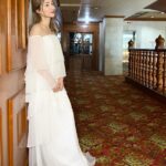 Chutima Teepanat Instagram – Dress : @myriad_grand_monde_official 🙏🏻🤗
MV : @thewhitehaircut ดูกันรึยังน๊า ? ร้องไห้มั้ยน๊า ? 🥹