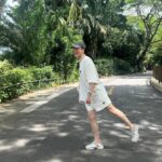 Chutima Teepanat Instagram - แบรนด์ของเรา @carebears.x.tye.chutima เป็น uni-sex นะคะ รู้ยัง!?🤣 (กางเกงคุณผู้ชายก็ใส่ได้นะคะ) ขอบคุณคู่รักเกาหลีที่จัดชุดไปใส่ด้วยกัน แล้วถ่ายรูปส่งมาให้ดู น่ารักจังเล้ยยยย ♥️