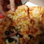 Chutimon Chuengcharoensukying Instagram - 🍕💙❤️🍕 📞 1️⃣4️⃣5️⃣0️⃣