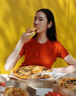 Chutimon Chuengcharoensukying Instagram - 🍕💙❤️🍕 📞 1️⃣4️⃣5️⃣0️⃣