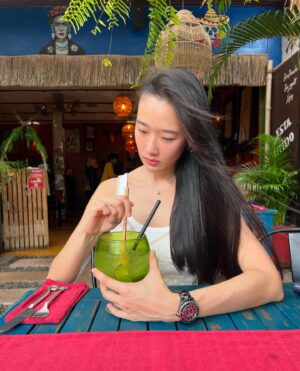 Chutimon Chuengcharoensukying Instagram - 🌮🐟🥩🌯🥑🥗🙆🏼‍♀️🤍🌸