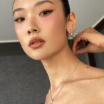 Chutimon Chuengcharoensukying Instagram - 👱🏼‍♀️💎✨🌸💙🌝 #N5Collection #CHANELFineJewelry