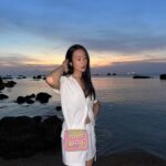 Chutimon Chuengcharoensukying Instagram - 🧖🏼‍♀️🌴🥥💙