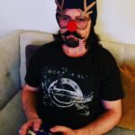 Chyler Leigh Instagram - Happy New Year, Friends! My gift to you... it’s kind of a #payitforward moment. I came into the room and found @eastofeli like this as he was gearing up for yet another #nba2k18 victory. It blessed me, Friends. It also reinstated the fact that I married the biggest dork on the planet. And I love him even more now. I pass this on to you to cherish as much as I do. The gift that keeps on giving.