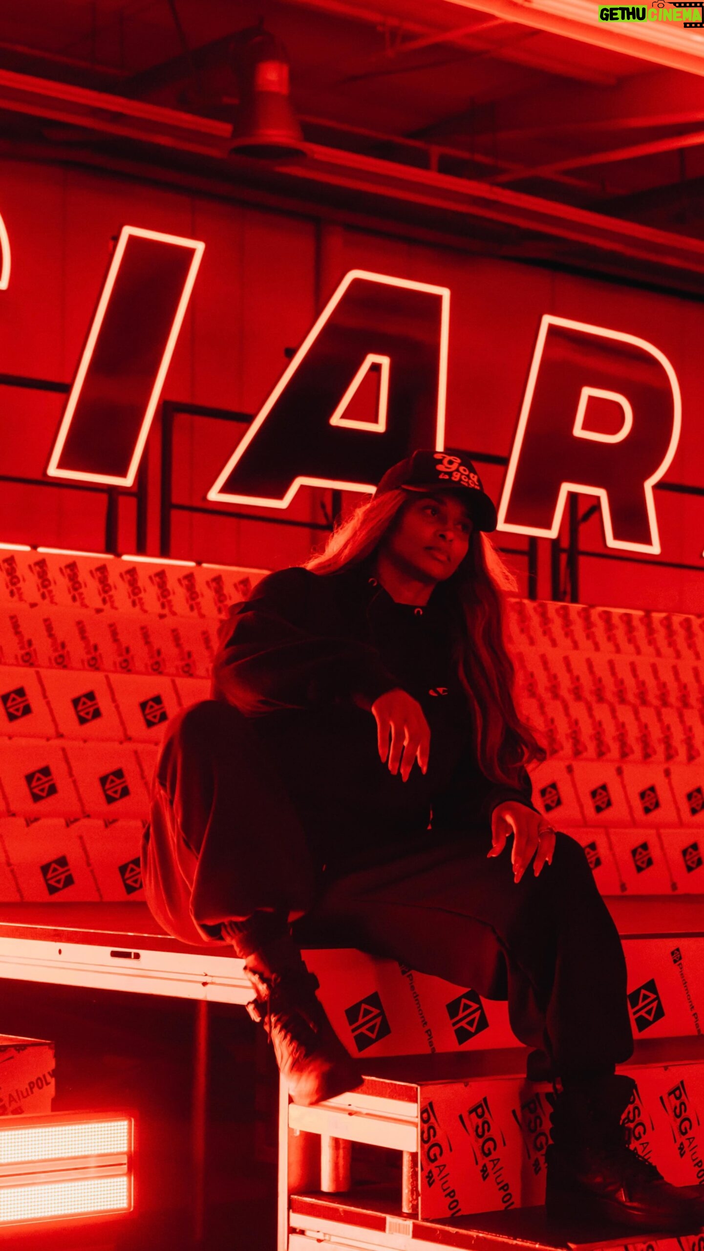 Ciara Instagram - Unfortunately the show in Vegas got canceled due to very strong winds… I was looking forward to rocking with you all!..The good thing is the show goes on..See you all at the “Out Of This World” tour! Love Ya’ll! 🫶🏽 CiCi!