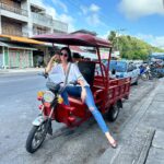 Cindy Sirinya Bishop Instagram - Songkhla I’m in love 😍 Everywhere you look there is art and a deep appreciation for preserving the heritage of this gem of a city. Highly recommended to come visit this hidden treasure and immerse yourself in the culture and friendly people. ไม่ผิดหวังจริงๆ เสียดายอย่างเดียวว่าอยู่ได้ไม่นาน คนสงขลาน่ารัก ที่สุดยิ้มแย้มแจ่มใส ไม่ว่าจะเดินไปไหน ที่ชอบเป็นพิเศษก็คือความสามัคคีในการอนุรักษ์ทรัพยากร และวัฒนธรรมอันเก่าแก่ ไม่ว่าจะเป็นตึกเก่า ถนนหนทาง กำแพงเมือง รวมถึงผสมผสานกับศิลปะใหม่ๆ ทั่วเมืองอย่างลงตัว สร้างสีสันและความสวยงามทั่วทุกที่จริงๆ ตกหลุมรักเลย ❤️❤️❤️ #สงขลา #songkhla #amazingthailand #hiddengem #songkhlastreetart #songkhlaoldtown #thailand