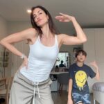 Cindy Sirinya Bishop Instagram - ยิ่งโตยิ่งยาก 😅 He’s not going to do this with me much longer guys 😭😭😭 #enjoyitwhileyoucan #theygrowupsofast #momsofinstagram
