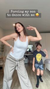 Cindy Sirinya Bishop Instagram - ยิ่งโตยิ่งยาก 😅 He’s not going to do this with me much longer guys 😭😭😭 #enjoyitwhileyoucan #theygrowupsofast #momsofinstagram