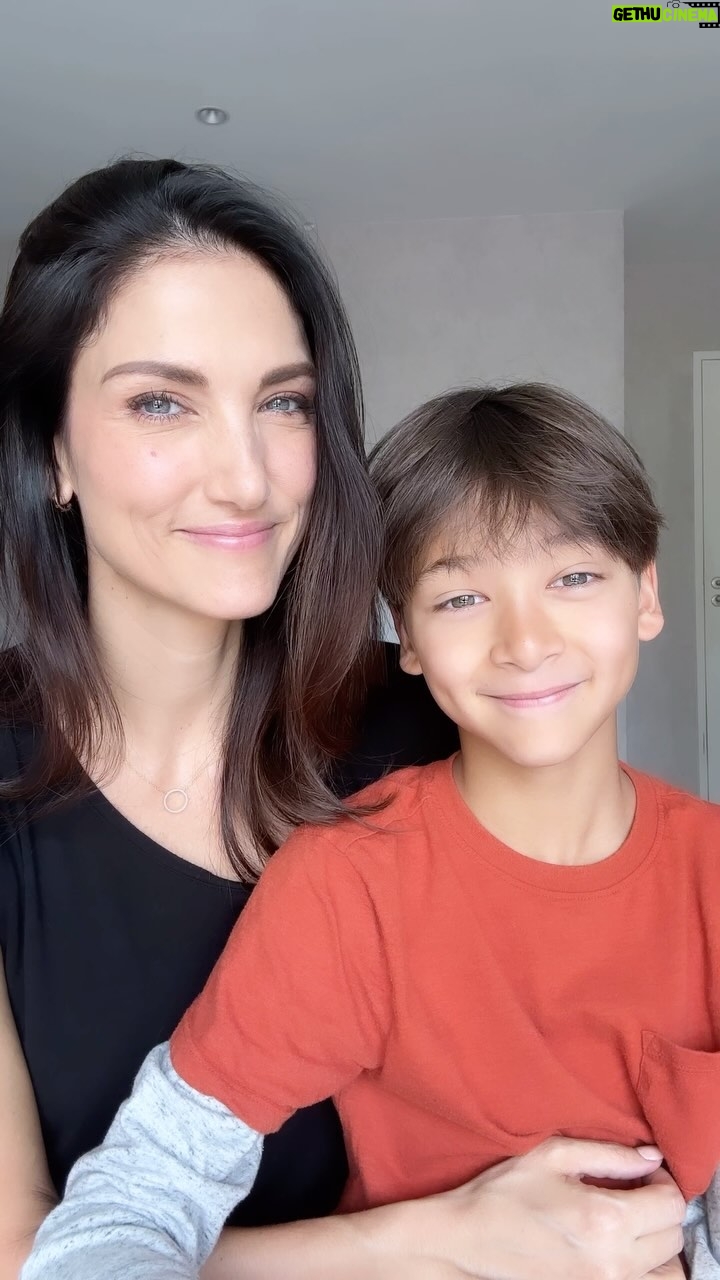 Cindy Sirinya Bishop Instagram - This Gamer Boy loves his games 🎮. But not everyone is what they seem, especially online…👹 Click the link in bio to find out what happens in part 2, but remember once your pictures are online, anyone could take advantage of you. Beware The Share! Think first and stay safe! 🚓🛑🙅♂️ #onlinesafety #onelinesafetyforkids #UNODC #PreventChildAbuse #Bewaretheshare #Genz #Zoomers จากวันธรรมดา ๆ ของเกมเมอร์หนุ่ม ที่คลั่งไคล้การเล่นเกมเป็นชีวิตจิตใจ 🎮กลายเป็นประสบการณ์ที่ยากจะลืมจาก ”โลกออนไลน์”👹 คลิก Link เพื่อรับชมได้ที่หน้า Bio โปรดจำไว้ว่า เมื่อใดก็ตามที่รูปของคุณปรากฏบนสื่อออนไลน์ ทุกคนสามารถเห็นมันได้ ฉะนั้น “ Beware The Share! คิดก่อนแชร์ ก่อนถูกเผยแพร่บนโลกออนไลน์” 🚓🛑🙅♂️