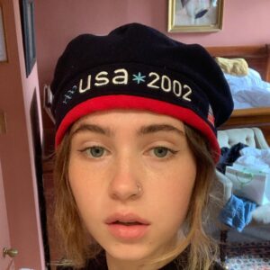Clairo Instagram - hey