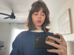 Clairo Instagram - 👩🏻‍💼
