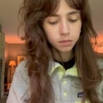 Clairo Instagram - and a happy new year 🎄