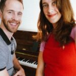 Clara Alonso Instagram - Dale luz al instante. Lo hermoso de reencontrarme con mi hermano Agus y compartir música después de tanto tiempo. Que linda la música, que lindo compartirla♡