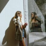 Clara Alonso Instagram – Unas de hoy, cuando la luz entró así de linda♡

Feliz finde, ah y corran a jugar a las clarivinanzas. ¿Con qué ciudad queres que invente una?