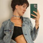 Clara Alonso Instagram - Mix de estos días. Hubo mucha música y encuentros.. pero resulta que cuanto mejor la paso, menos fotos saco 🫠 Que arranquen MUY bien esta semanita Corta❤️