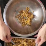 Clara Alonso Instagram – La cocina como mi gran espacio creativo. La comida como mi deseo   fácil de satisfacer.
Cosas de la semana. Platos que me preparé, cositas que hice, lugares a los que fui.

Un popurrí de amor entre el ritmo de la semana, las obligaciones, las cosas que nadie sabe, las clases de guión, los estrenos de amigos y los encuentros.