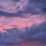 Clara Alonso Instagram - Arrancando una semana que va a ser de muchos planes y teatro, y escritura, y amigas, y amor. Al menos así pinta. Lxs animo a hacer 1 cosa en la semana que no esté en su rutina, pero que los anime/ilusione/haga felices♡ Después cuentenme que es♡