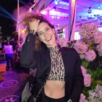 Clara Alonso Instagram - Cerrando un año espectacular. Este 2023 fue tan esperado e inesperado a la vez que va a ser inolvidable. Recibiendo al 2024 con emoción, un poco de nostalgia de lo que fue el 2023 y con ganas de ir a por más♡. Ojalá en este año tengamos salud, oportunidades, amor, nos animemos a hacer eso que nos hace felices y estemos más conectados (y no virtualmente 😛) Ojalá aprendamos a ver lo que tenemos y somos y no lo que nos falta, entendamos que somos suficientes y confiemos más en nuestras capacidades. Gracias por este año compartido. Gracias a lxs de siempre, a lxs nuevos y a lxs que vendrán. Gracias por llenar este espacio de mensajes amorosos. Feliz 2024♡ #2024 #happynewyear