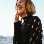Clara Alonso Instagram - Recap de mi 2023. Un año de mil aventuras. Con mi novio y Vicente, nos animamos a tener un año diferente. Estabamos asustados, claro, pero valió la pena. Los cambios cuestan, pero si uno hace lo que siente, las cosas no pueden fallar (tanto). Así que lxs animos a que SEA lo que SEA que les gustaría hacer o SER, lo hagan. Toma tiempo, no siempre es fácil, pero en el balance, definitivamente VALE LA PENA♡ ¿Qué les gustaría para su 2024?