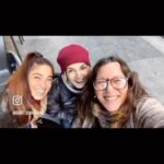 Clara Lago Instagram - Estaremos celebrando el comienzo del 2023 hasta el 1 de enero del 2024. Si es que… cualquier excusa es buena pa juntarse 😁🥂
