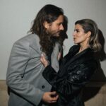 Clara Lago Instagram - Tercera tanda, aquí con el look completo… maromazo incluido 😏 🙌🏼❤️ @joseherrerastylist 📸 @elenamartinezsantos #bulgarirocks #bulgarijewelry #serpenti75