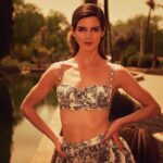 Clara Lago Instagram - Cuchi, que se me olvidó subir estas fotos! Con lo monas que son… ☀️🌵 @rubenvega_ @paulasoroa @dior @lavanguardia
