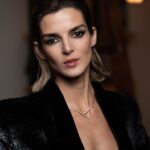 Clara Lago Instagram - La gente de @bulgari lo mola todo, y los saraos que montan también 😘💃🏽 Aquí va primera tanda de fotitos de anoche… @elenamartinezsantos eres una genia 😍📸 Gracias @paulasoroa @yslbeauty 💋 #yslbeauty #makeuplook