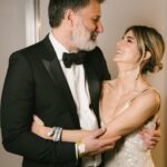 Clara Lago Instagram - Más fotos de los #goya2023 💫 Esta vez con parte de mi equipo, sin los cuales hubiera sido impensable asumir este reto. Y digo “parte” porque hay mucha gente que estuvo conmigo, no solo allí sino durante los meses previos, con los que no tengo foto… pero vosotr@s sabéis quienes sois ❤️ Y gracias, por supuesto, a @redondobrand por confeccionarme esta obra de arte para presentar la gala. La ocasión no merecía menos y tu arte rompió todas las varas de medir 🙏🏼🥰 #premiosgoya