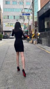 Clara Lee Instagram - 👠시간아 멈춰라 얍!