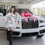 Clara Lee Instagram – My pink baby 💕 #rollsroycecullinan