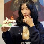 Clara Lee Instagram - 🎂 Happy Birthday To Me ! #birthday #happybirthday @breadypost_bakery