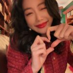 Clara Lee Instagram - 💋 #whatislove? #challenge #ootd