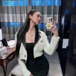 Clara Lee Instagram – #CHANEL ❤️
