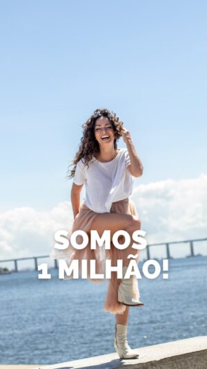 Claudia Ohana Instagram - Ontem, no dia do fã, chegamos a 1 MILHÃO de seguidores e vocês fazem parte dessa história: são os grandes responsáveis por essa comunidade linda que estamos construindo. Muito obrigada pelo carinho de todos vocês que acompanham diariamente os meus momentos, pensamentos e trabalhos por aqui. 

Feliz em ter cada um de vocês comigo nessa troca tão rica. Seguimos juntos! ♥️😉

📹: @jose.editor.video