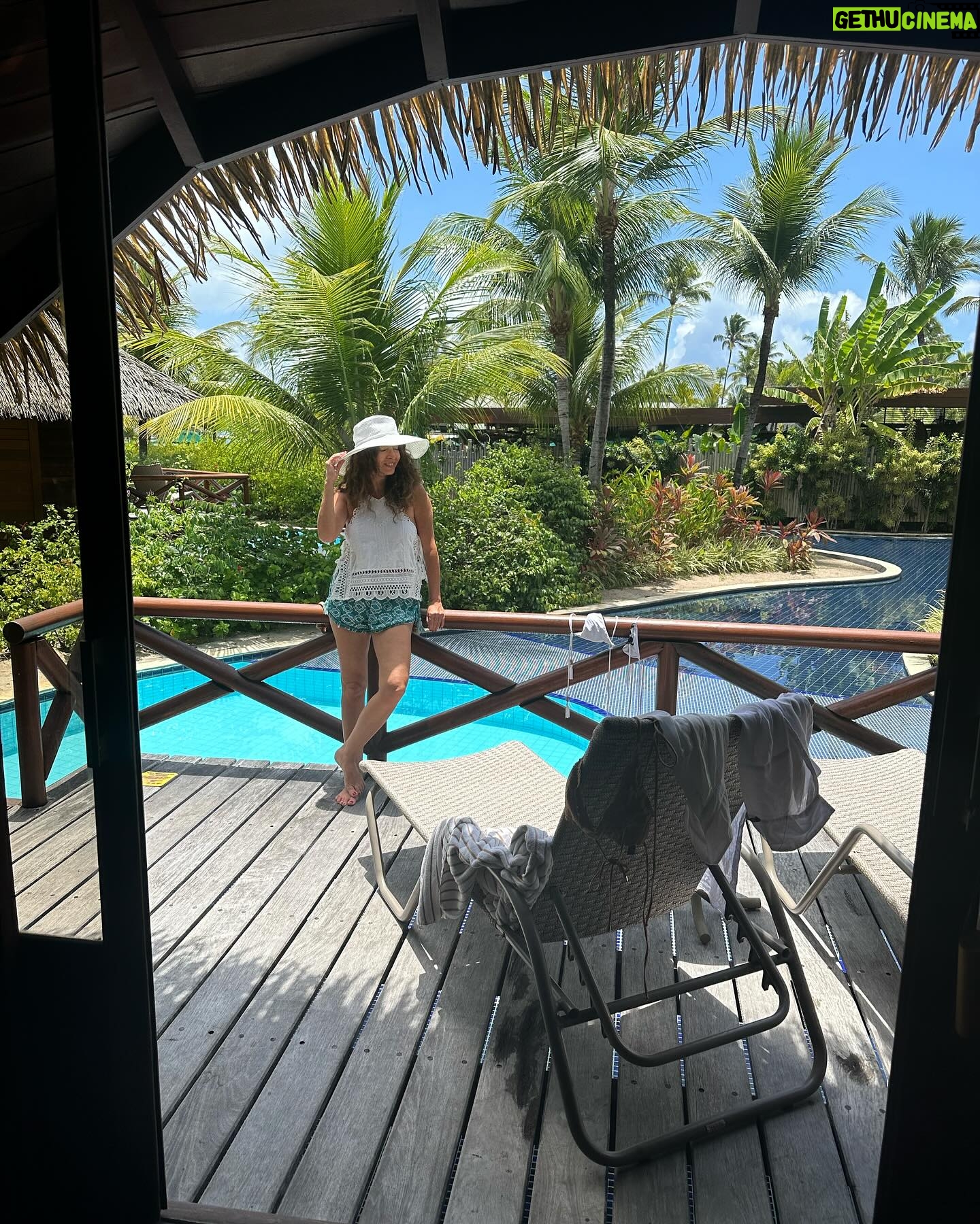 Claudia Ohana Instagram - 🌴💙 @nannairesortespa 💙🌴