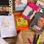 Claudia Ohana Instagram - Por aqui os dias tem sido de muito estudo e pesquisa para a minha palestra no @tedxniteroi. O evento acontece no dia 06/Junho e vou levar comigo o tema de um olhar generoso sobre o envelhecer. ✨ Os ingressos já estão a venda e espero por vocês lá! ❤️