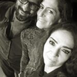 Claudia Ohana Instagram - Semana de filmagem, baseado no clássico • O Inspetor Geral•. Tive o imenso prazer de gravar com o @gregoriogananian durante todos esses dias. Uma comédia musical de 1949 escrita por Nikolai Gogol ao lado da minha querida atriz @clarachoveaux. Entre realidade e sonho, uma experiência diferente de tudo que eu tenho feito. ✨ #inspetor #cinemanacional #paranacicaba