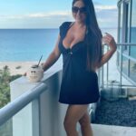 Claudia Romani Instagram - Favorite pic from 1 to 10? 😻 Had a little staycation with @chrisvehovec while remodeling the apartment …