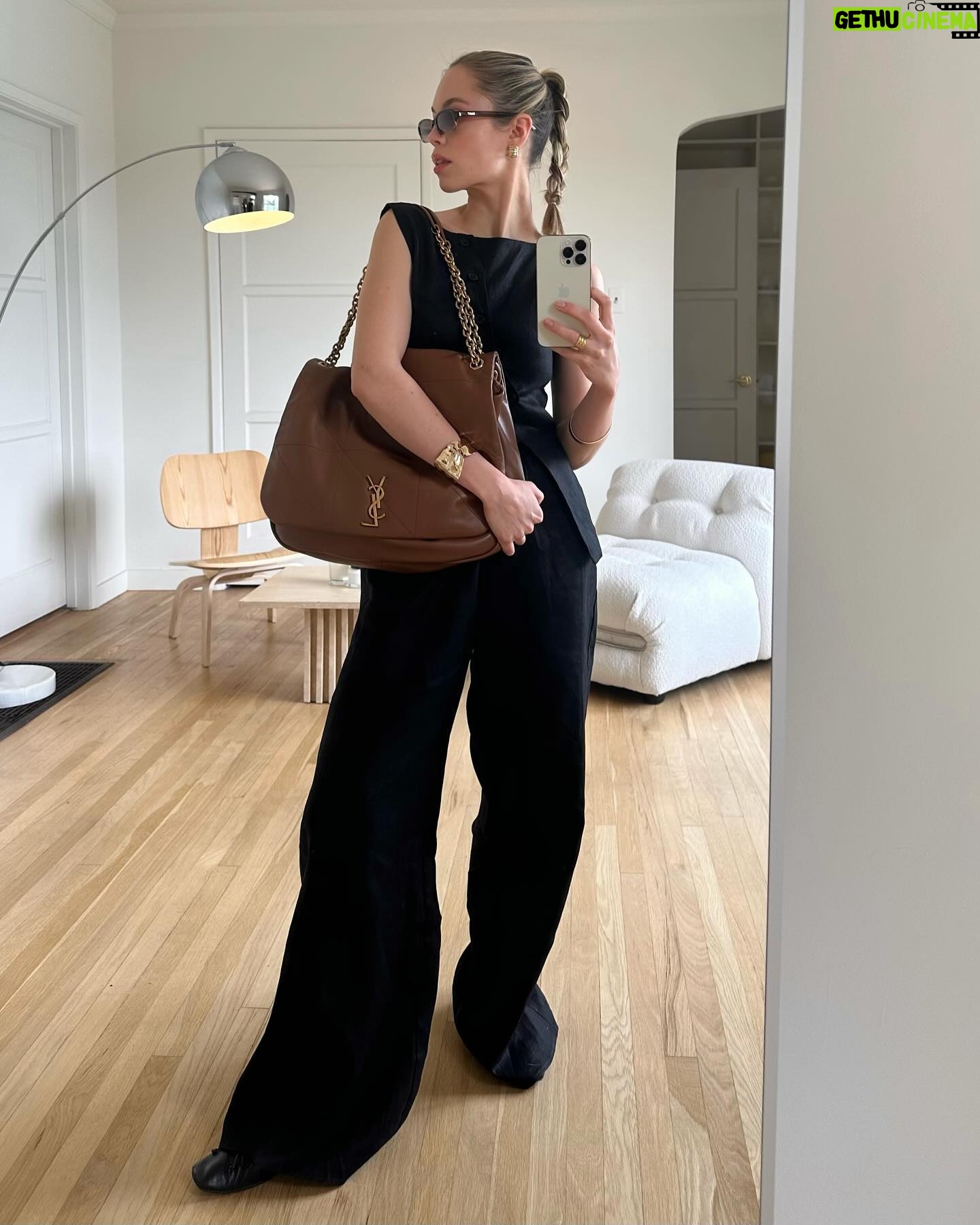 Claudia Sulewski Instagram - hey jamie @ysl