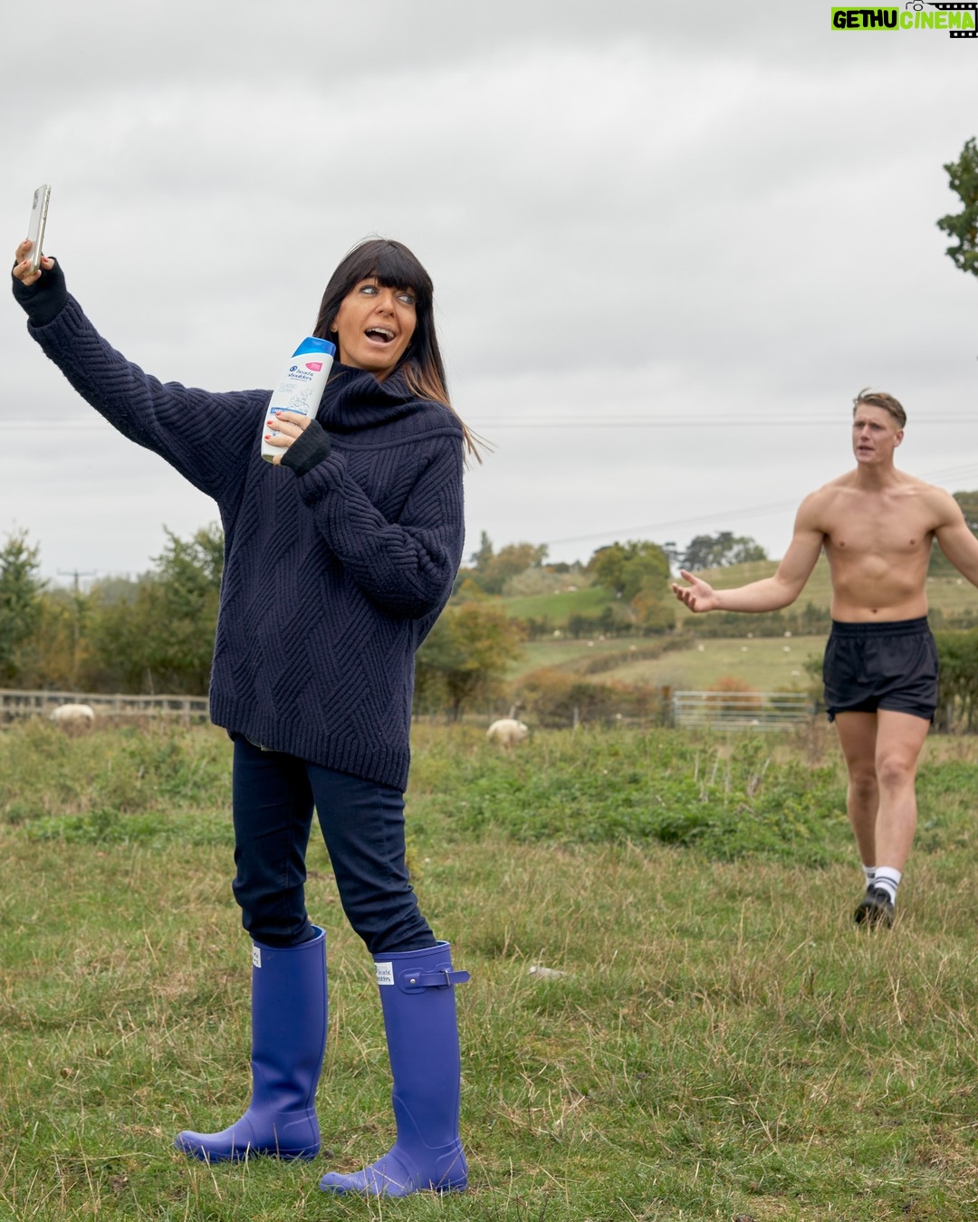 Claudia Winkleman Instagram - Because of @headandshoulderseu (the love of my life š) I have a happy, flake free scalp. When I saw all theseĀ TikToksĀ cropping up about new Head & Shoulders ambassadors, I had to go and see them. Iām now a self-proclaimed Norma superfan but yes, I think @farmer_will_ needs to put a shirt on. Head over to @ClaudiaWinkle on TikTok. Thank you. #ad #idonthavedandruff