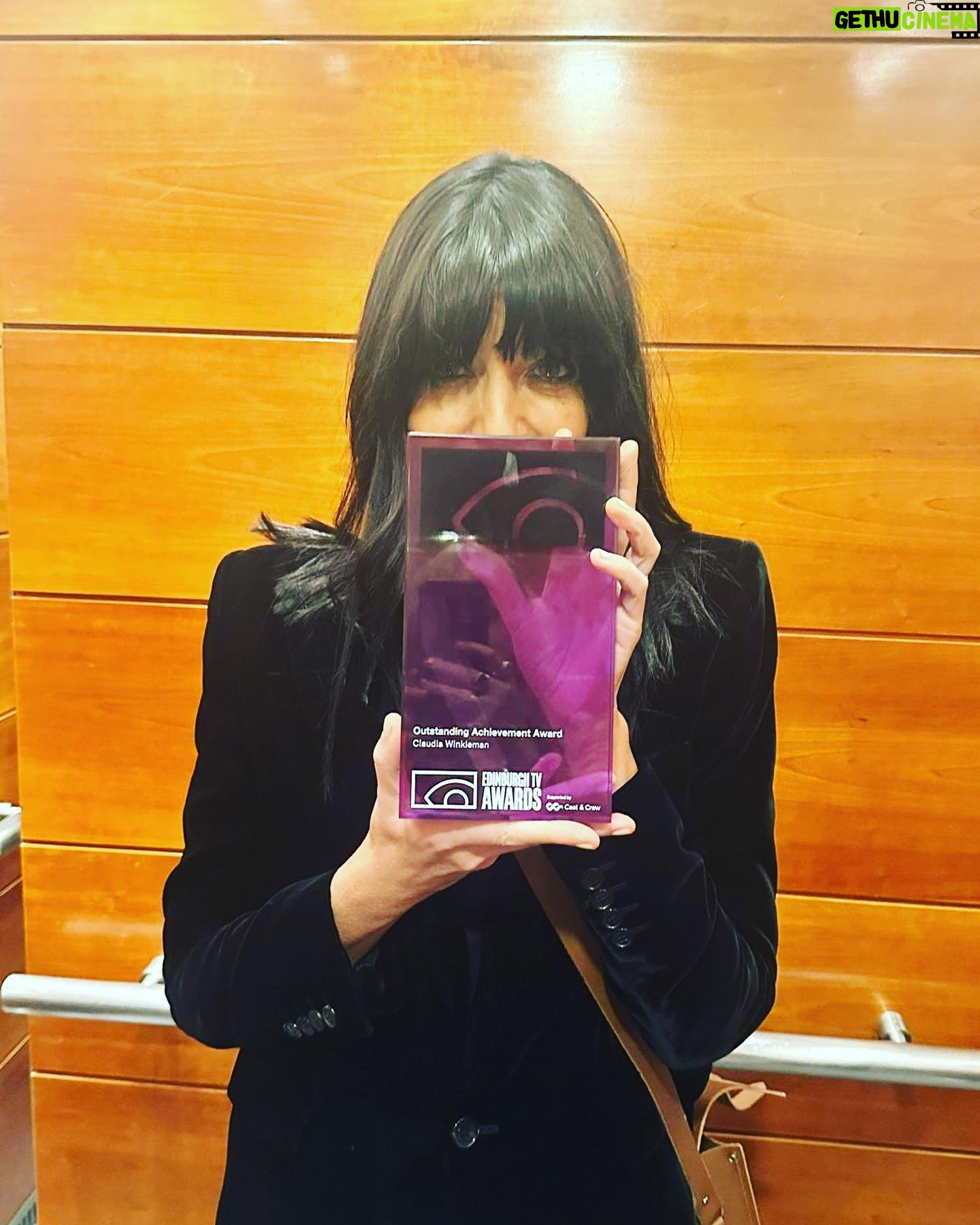 Claudia Winkleman Instagram - Thank you so much @edinburghtvfest ❤️