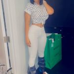 Cleopatra Bernard Instagram - It’s giving 🤪