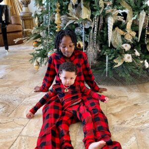 Cleopatra Bernard Instagram - Merry Xmas