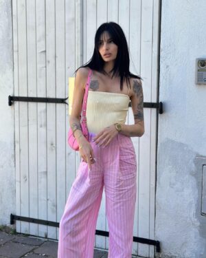 Cloé Cooper Instagram - Pink & Yellow is my new fav 💛🌸