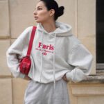 Cloé Cooper Instagram - Rain & Red ♥️