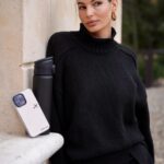 Cloé Cooper Instagram - Publicité | Une matinée création de contenu avec moi & @rhinoshieldfrance ✨ -15% avec mon code CLOECOOPER jusqu’au 5/01/2024 🫶🏼 #rhinoshield