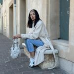 Cloé Cooper Instagram - Nude tones for city 🤍🤎 Vous validez le look ? 🫶🏼