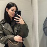 Cloé Cooper Instagram - Toujours avoir son binôme de shopping 🛍️😂