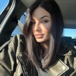 Cloé Cooper Instagram - Selfie for a good hair day 🫶🏼