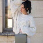 Cloé Cooper Instagram - Top ou flop pour le total look crème ? 🤍